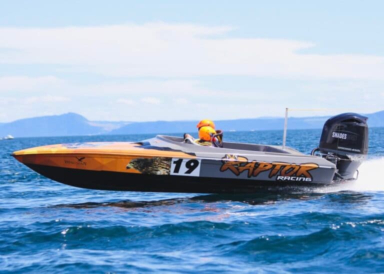 Waterski racing